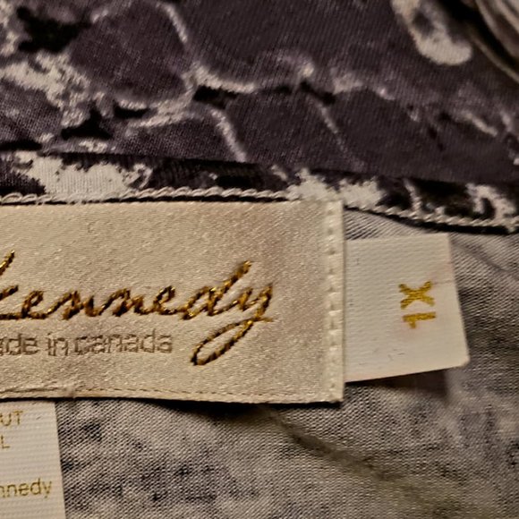 Diane Kennedy - Tee-Shirt - Picture 7 of 7